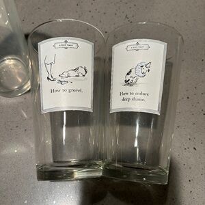 4 glass Dog Tale pint glasses